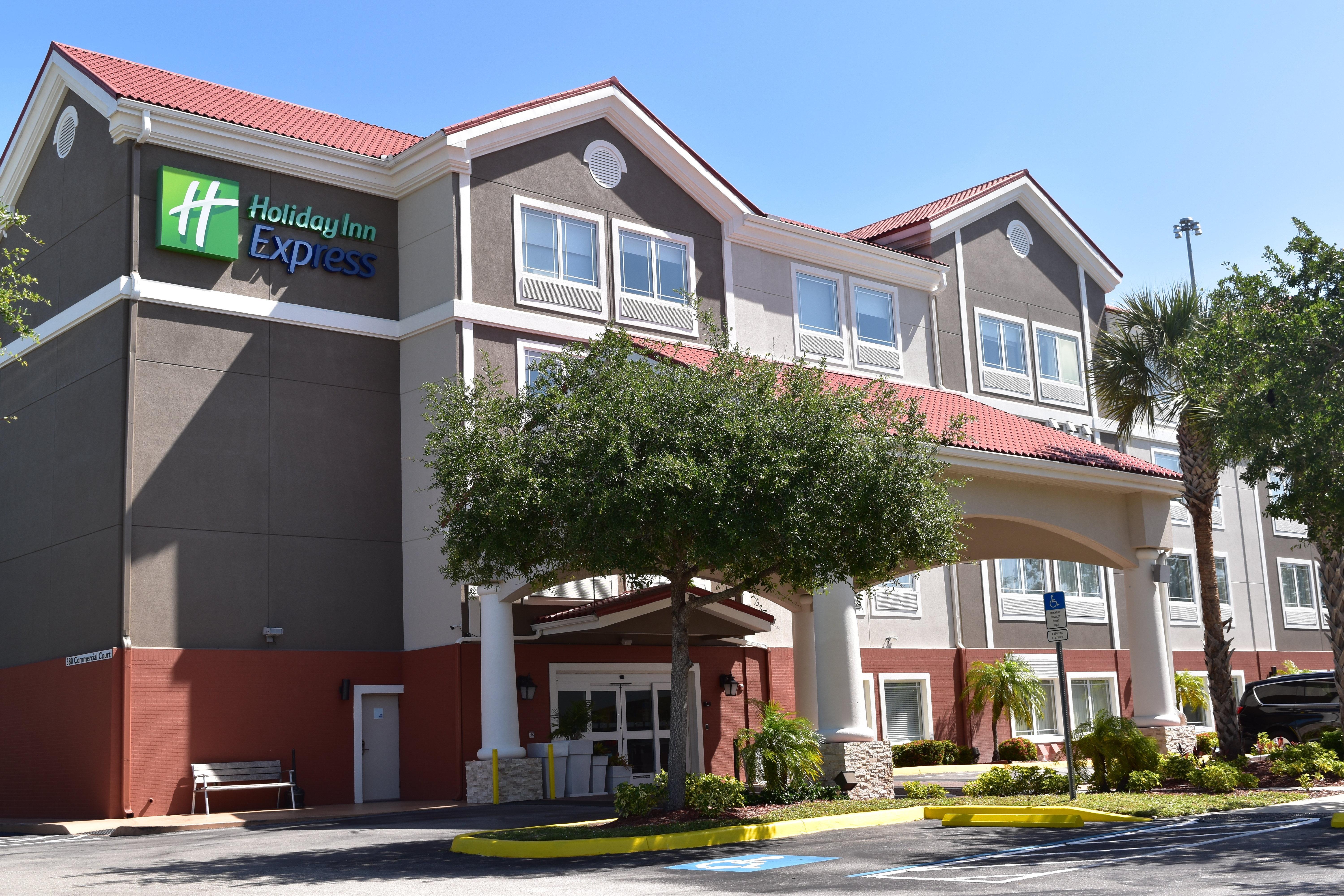 Holiday Inn Express Venice By Ihg Venice Gardens Eksteriør billede