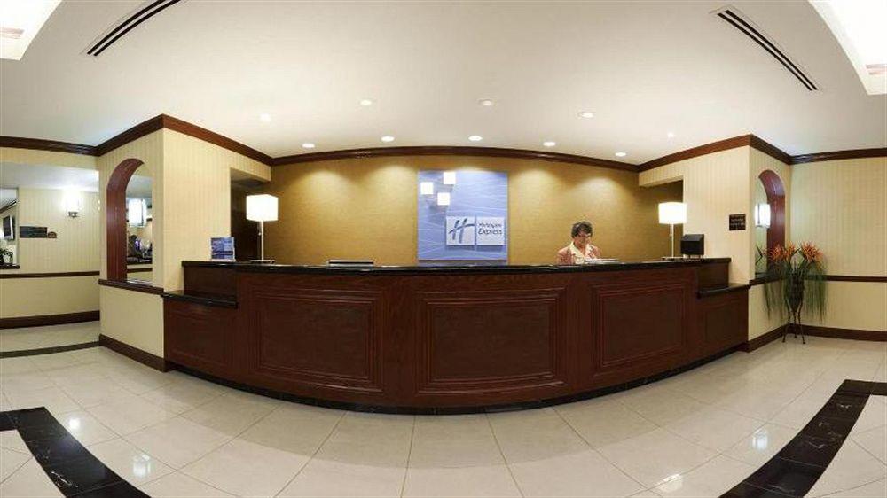 Holiday Inn Express Venice By Ihg Venice Gardens Eksteriør billede