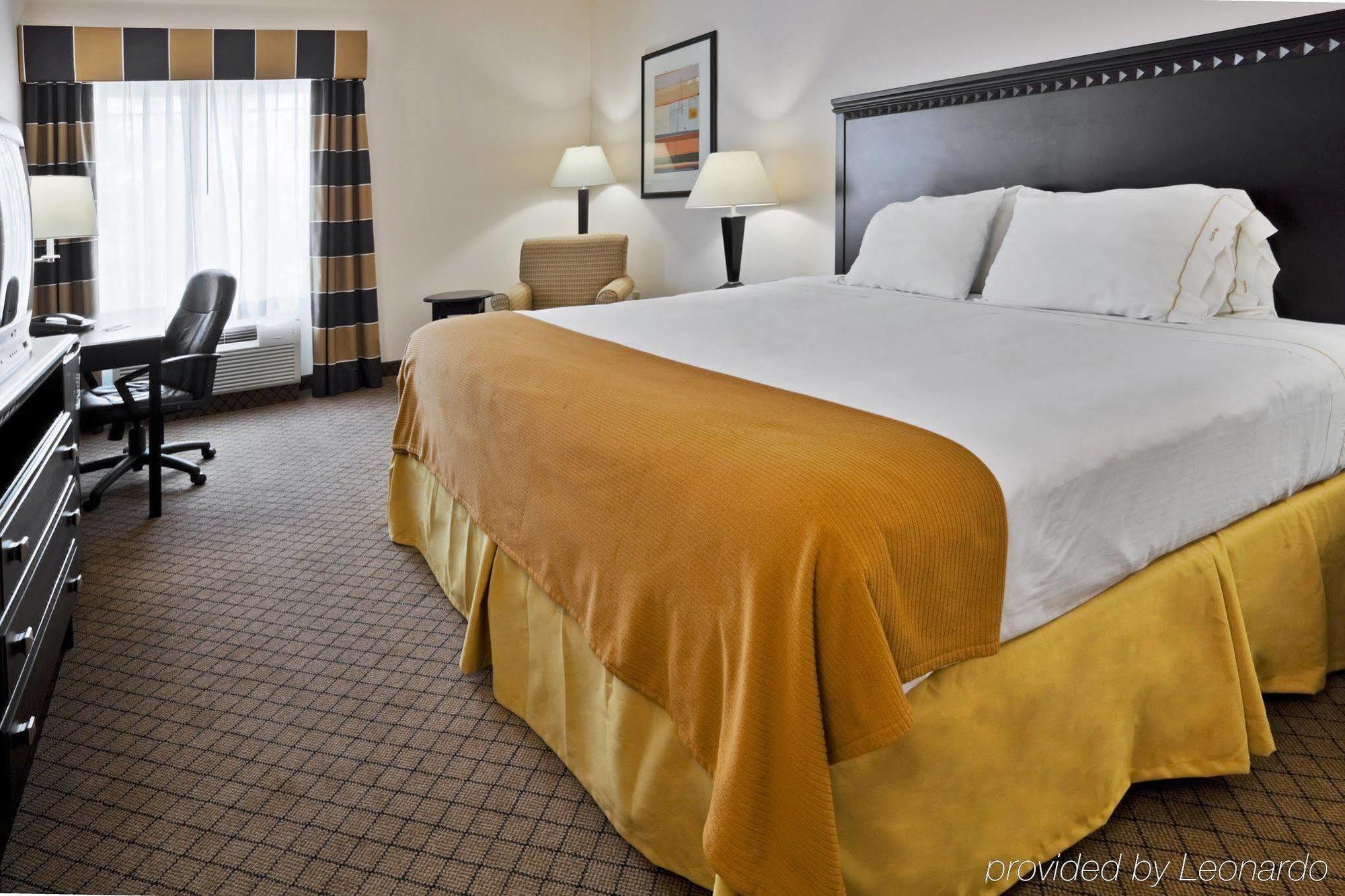 Holiday Inn Express Venice By Ihg Venice Gardens Værelse billede